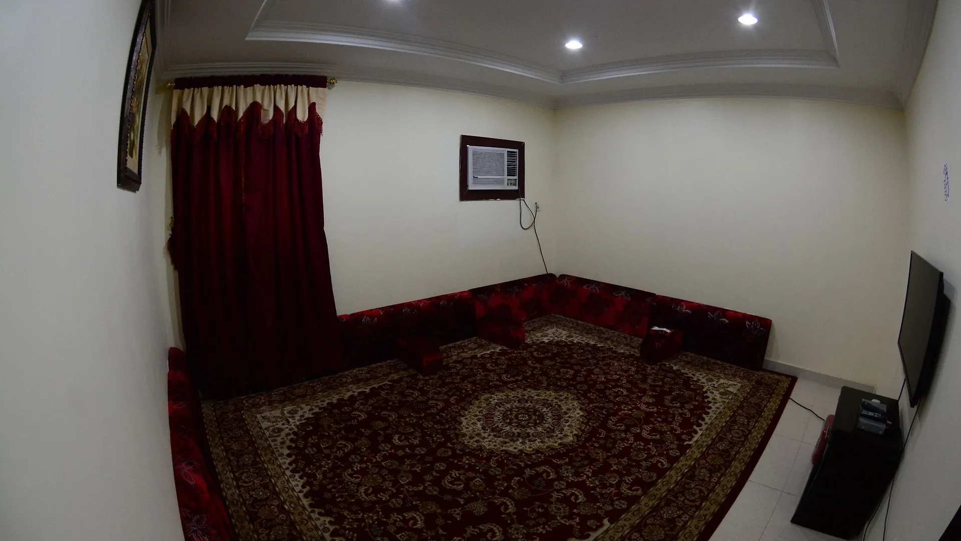 Al Eairy Apartment- Dammam 3 Al Mubarakiyah 2*,